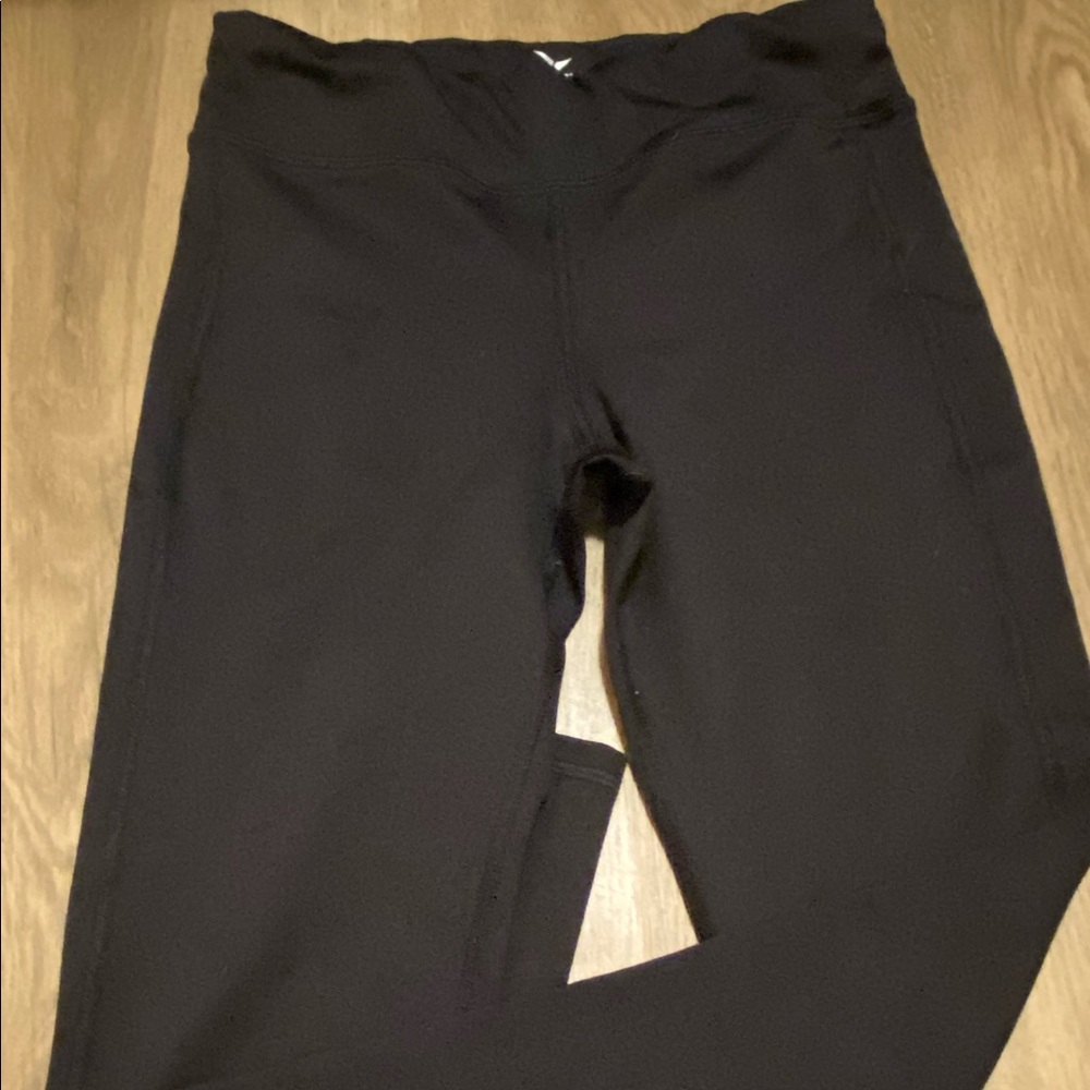 black leggings